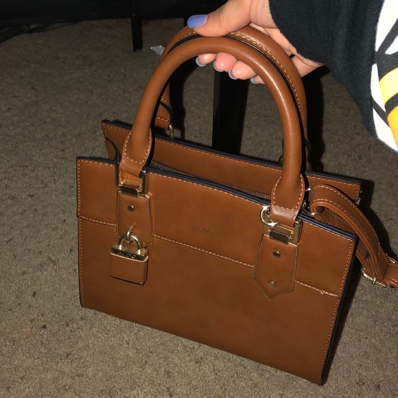 I am selling this beautiful Aldo purse! - Picture 2 of 4